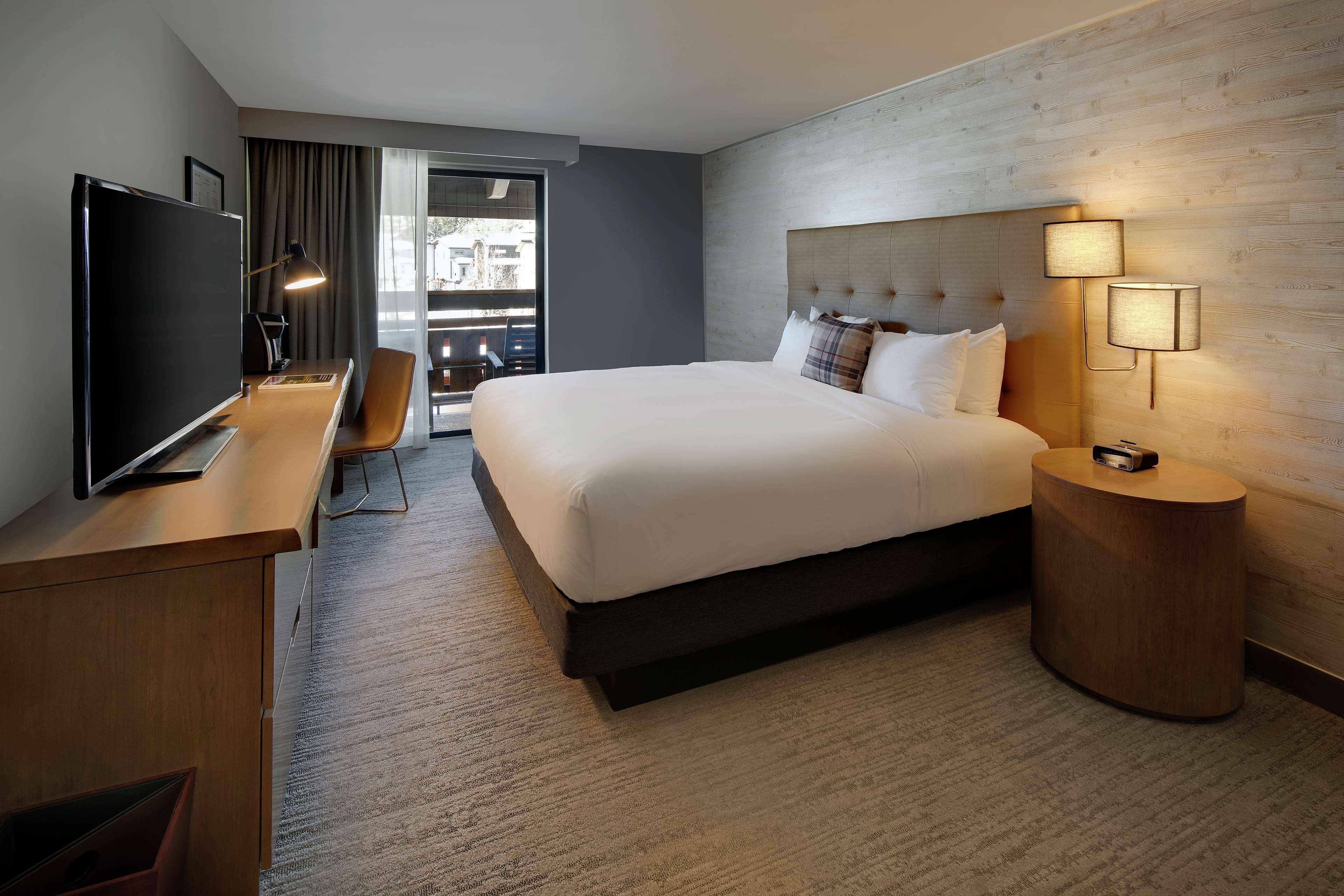 Highline Vail - A Doubletree By Hilton Hotel Buitenkant foto