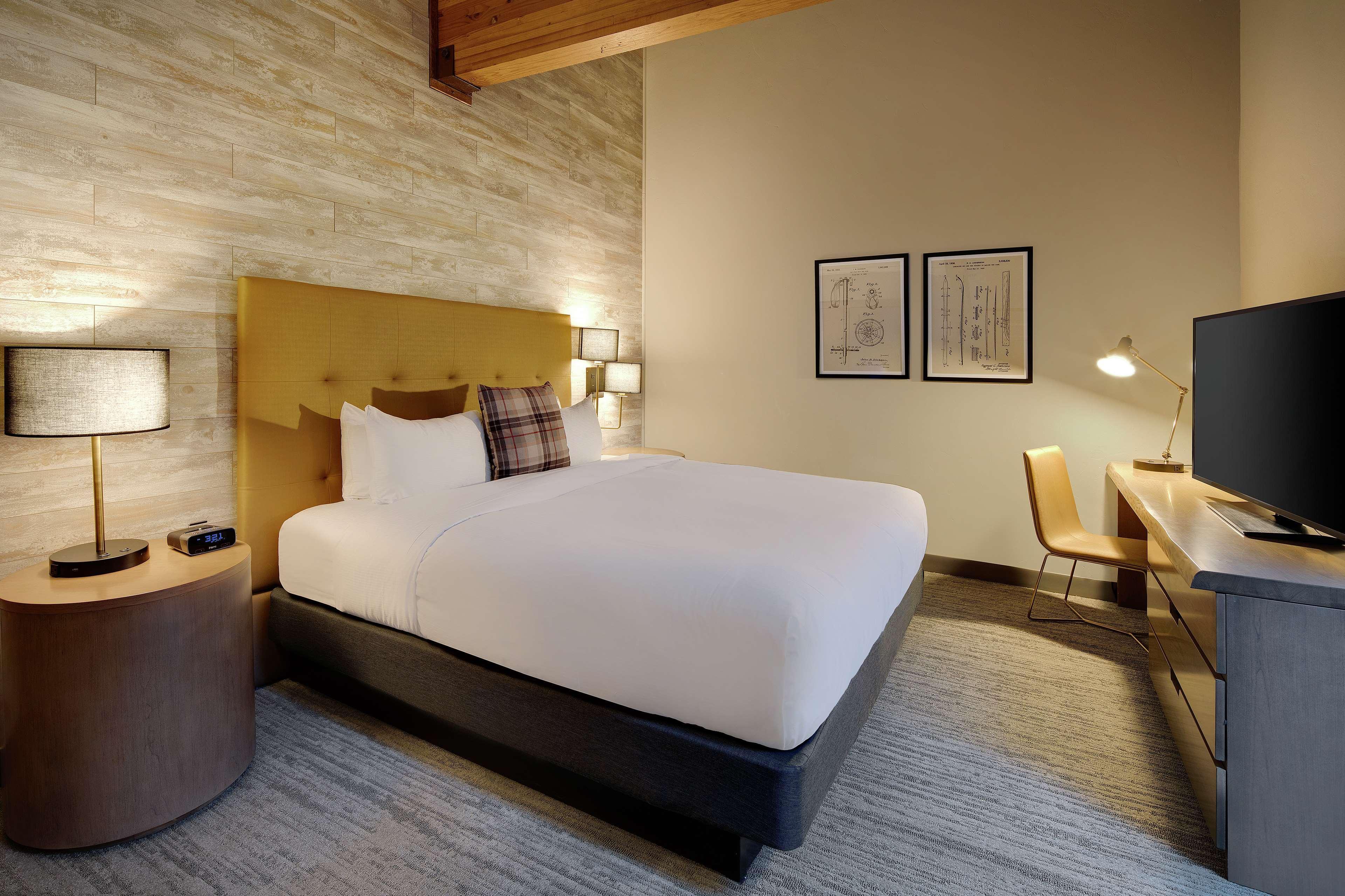Highline Vail - A Doubletree By Hilton Hotel Buitenkant foto