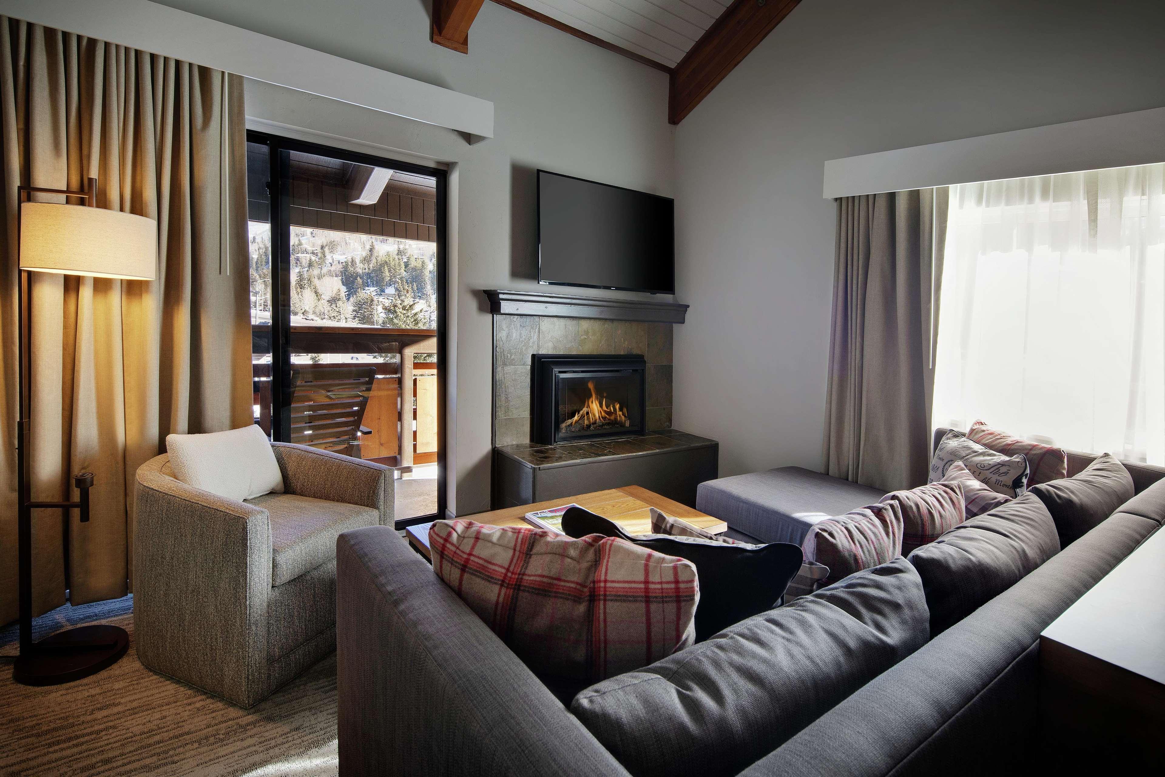 Highline Vail - A Doubletree By Hilton Hotel Buitenkant foto